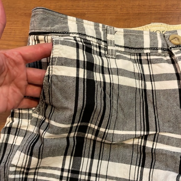Dockers black and white plaid shorts. - Picture 2 of 7